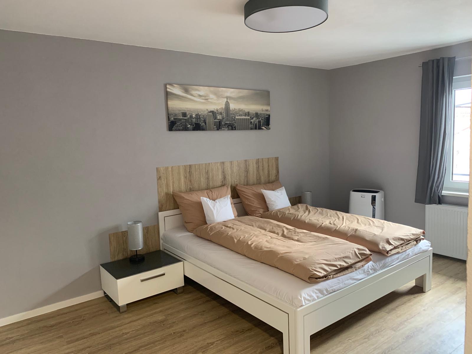 Helles Doppelzimmer der Pension